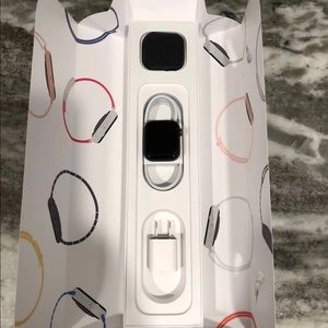 ** SOLD ** Apple Watch Series 4